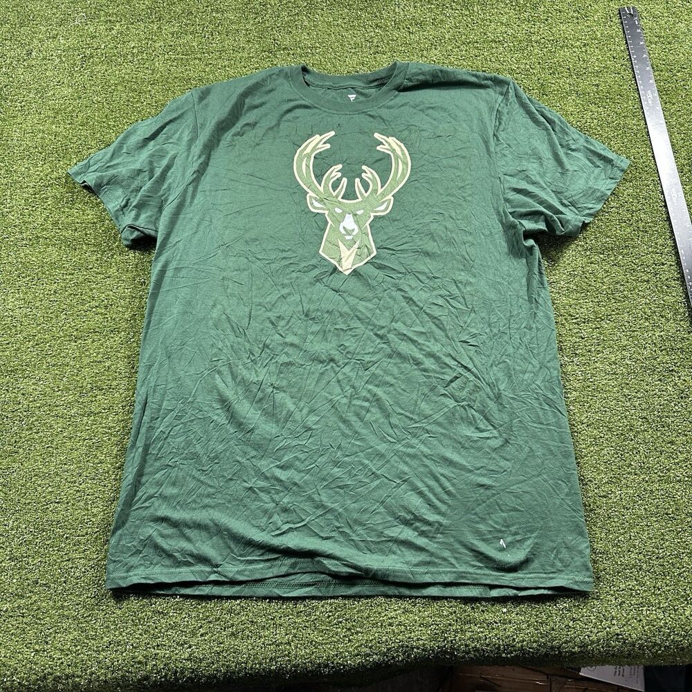 Milwaukee Bucks Jevon Carter #5 Fanatics Men's XL Green T-Shirt NWOT NBA